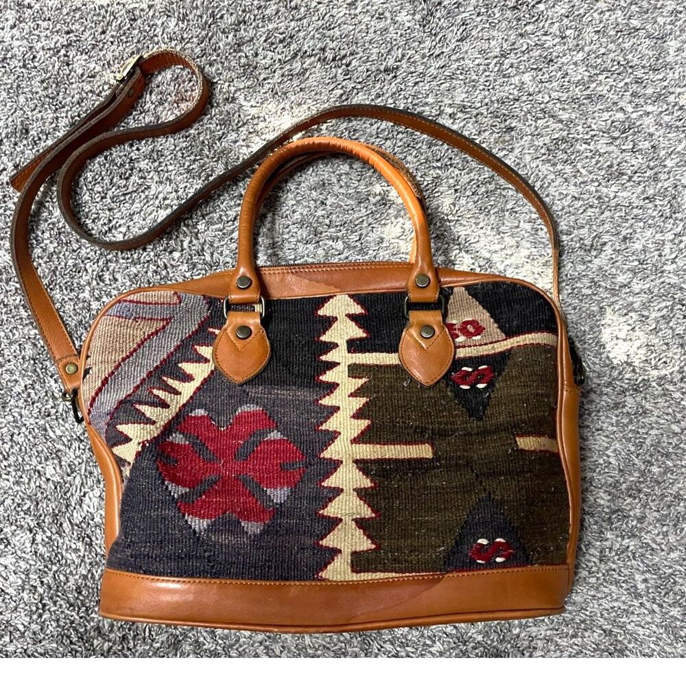 Yun Art Wool & Leather Purse Southwest Pattern
